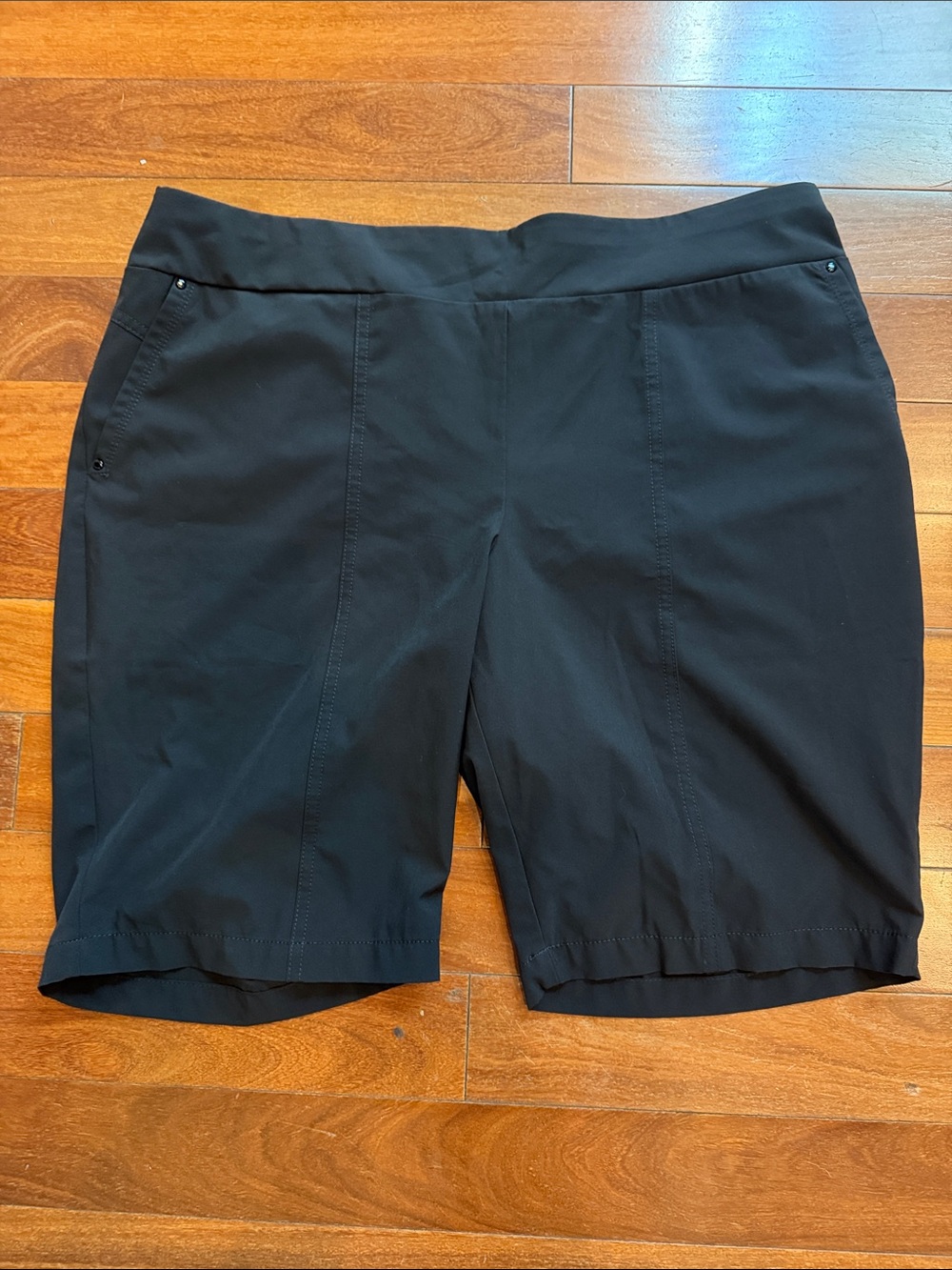 ZEN Chico's Black Pull-On Bermuda Shorts